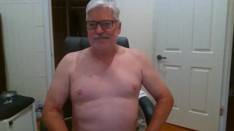 Snapshot of viper654321 chatting on September 27, 7:24 am viper654321 online show from September 27, 7:24 am