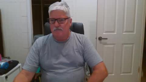 Snapshot of viper654321 chatting on November 27, 8:05 am viper654321 online show from November 27, 8:05 am