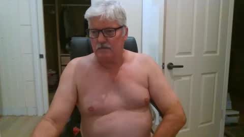 viper654321 online show from March 8, 7:23 am