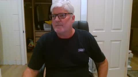 viper654321 online show from April 11, 7:45 am