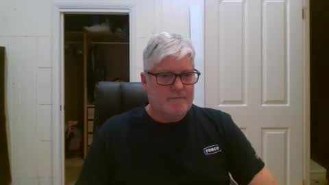 Snapshot of viper654321 chatting on May 25, 7:58 am viper654321 online show from May 25, 7:58 am