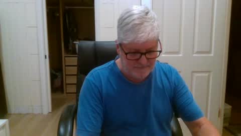 viper654321 online show from July 24, 7:39 am