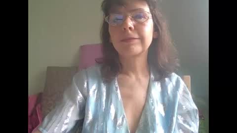 Snapshot of viptarullah chatting on May 18, 9:37 am ViptarullAh online show from May 18, 9:37 am