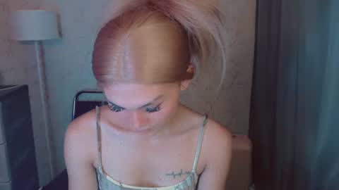 Pearl online show from February 14, 2:30 am