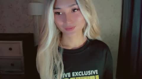 Pearl online show from March 21, 2:16 am