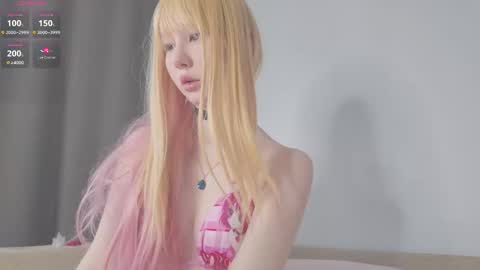  Lily  online show from January 19, 5:44 am