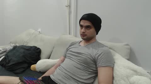 Snapshot of virgil____ chatting on November 29, 10:02 pm virgil____ online show from November 29, 10:02 pm