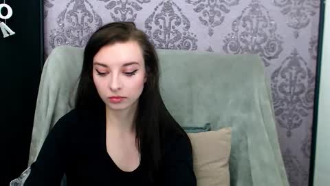 Snapshot of virgiluna chatting on May 12, 7:33 pm VirginLuna online show from May 12, 7:33 pm