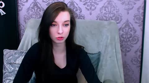 Snapshot of virgiluna chatting on May 18, 7:20 pm VirginLuna online show from May 18, 7:20 pm