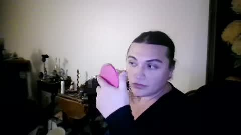 priscilla online show from January 12, 7:35 am