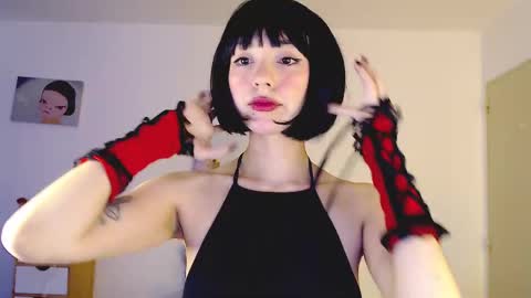 Snapshot of virtualchica chatting on February 14, 2:39 am Minerva online show from February 14, 2:39 am