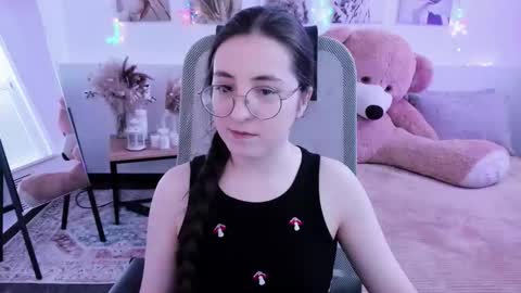 Snapshot of virtualvoyant chatting on February 21, 7:09 am your love online show from February 21, 7:09 am