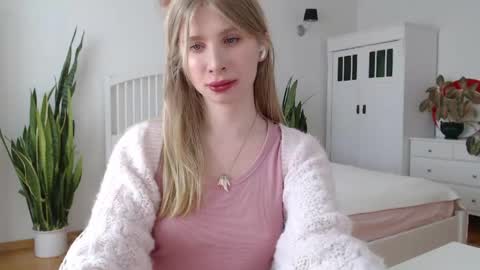 Visceratio online show from April 22, 1:45 pm