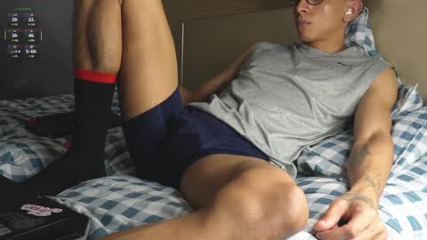 Snapshot of vito_benz chatting on February 27, 9:14 pm VITO BENZ online show from February 27, 9:14 pm