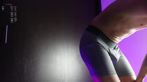 VITO BENZ online show from March 27, 8:37 am