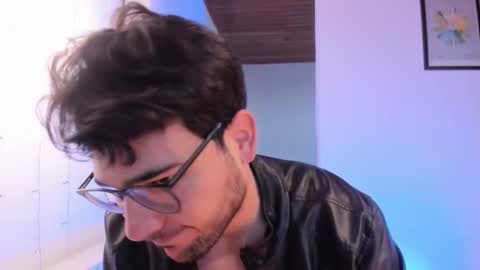 Vito Ferrer online show from January 13, 11:48 am