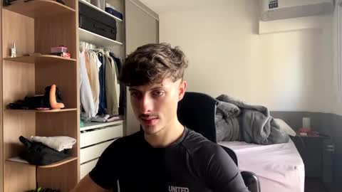 Snapshot of vitoraugustoxxx chatting on November 1, 11:45 am vitoraugustoxxx online show from November 1, 11:45 am