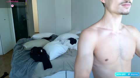 vitoraugustoxxx online show from April 1, 12:39 pm