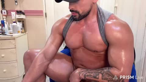 vittohammer online show from April 9, 9:42 pm