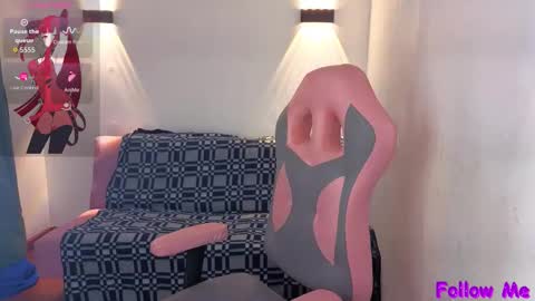 VITTORIA  online show from March 25, 2:01 pm