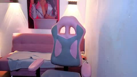 Snapshot of vittoria_lombardi07 chatting on May 28, 10:12 am VITTORIA online show from May 28, 10:12 am