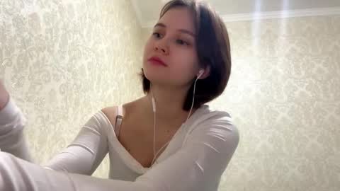 Sonya online show from March 5, 2:24 pm