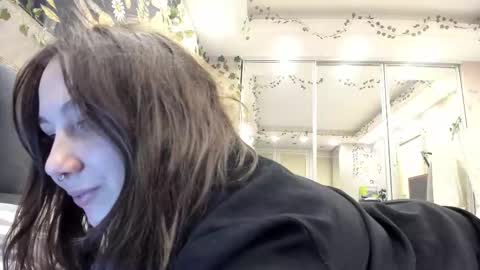 Viv online show from November 9, 7:34 pm