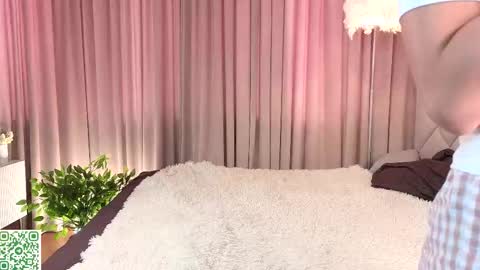 Snapshot of vivi_ennes chatting on October 1, 8:31 am You like my friends can call me LUNA This is my first day here online show from October 1, 8:31 am