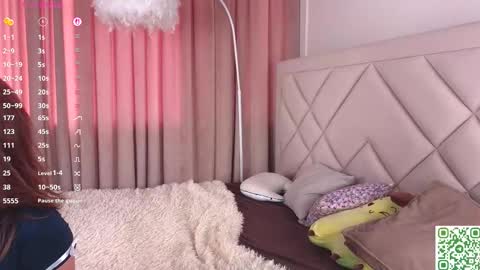 Snapshot of vivi_ennes chatting on October 11, 7:40 am You like my friends can call me LUNA This is my first day here online show from October 11, 7:40 am