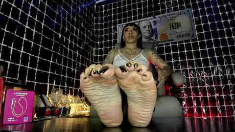 IGkarol navarret3 online show from May 11, 3:23 am