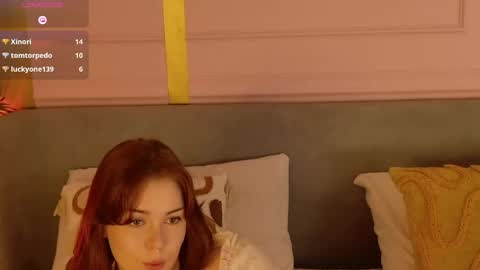 Snapshot of vivi_west chatting on May 20, 5:19 pm vivi_west online show from May 20, 5:19 pm
