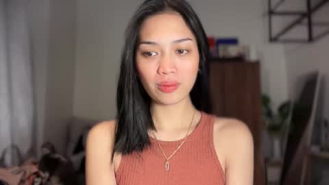 Vivian online show from February 23, 1:36 am