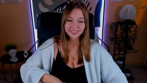 viviangutierrez online show from October 3, 10:45 am