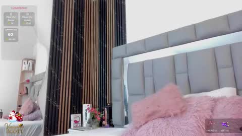 Vivi online show from December 20, 12:12 pm