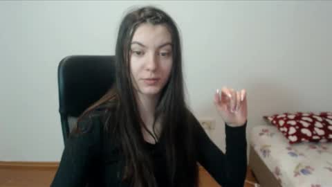 Snapshot of vivianngray chatting on January 14, 6:28 pm Vivian Gray online show from January 14, 6:28 pm