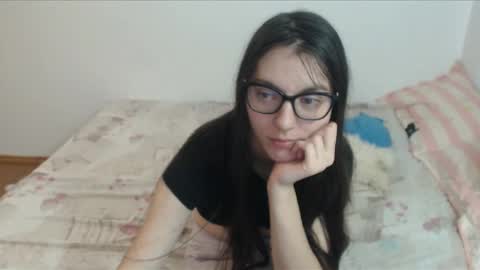 Snapshot of vivianngray chatting on October 6, 11:02 pm Vivian Gray online show from October 6, 11:02 pm