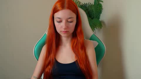 Vivien online show from April 15, 7:58 pm