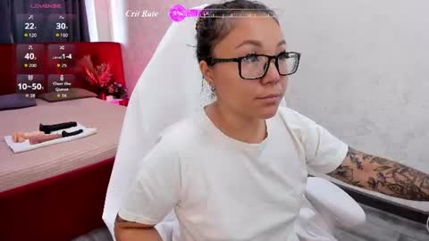Vivien online show from June 30, 11:50 pm