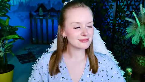 Vivien online show from June 23, 5:27 am