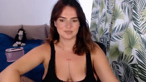 Snapshot of viviroses chatting on July 23, 8:45 am ViviRoses online show from July 23, 8:45 am