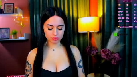 vivy_star online show from April 11, 6:45 pm