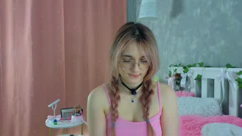 vivyboo111 online show from March 14, 8:47 pm