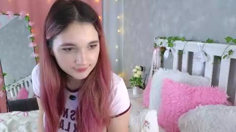vivyboo111 online show from July 16, 7:20 pm