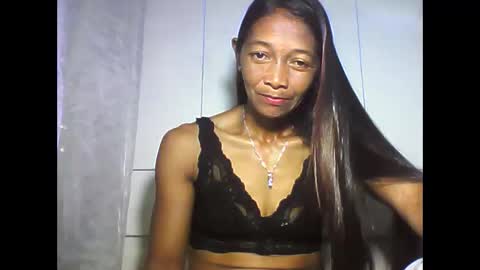 vixen_lina online show from June 7, 5:27 pm