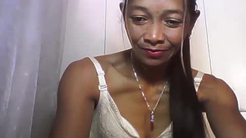 vixen_lina online show from July 13, 7:22 am
