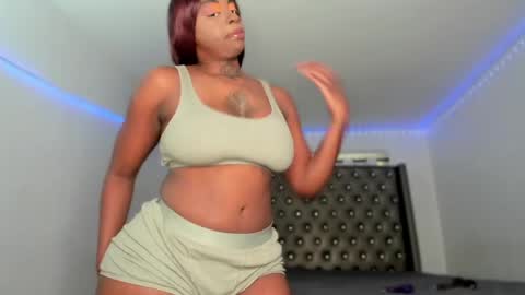 Sasha Malone online show from May 28, 2:58 pm