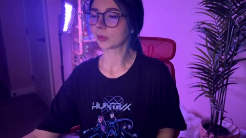 Snapshot of vixenp chatting on February 27, 6:52 pm Polly Online mostly at 9pm-2am UK Time online show from February 27, 6:52 pm