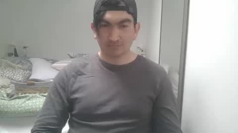 vladir_9 online show from November 8, 8:07 pm