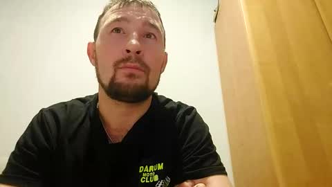 Snapshot of vladumyr chatting on November 25, 7:58 pm vladumyr online show from November 25, 7:58 pm