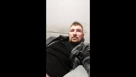 Snapshot of vladumyr chatting on December 15, 6:45 pm vladumyr online show from December 15, 6:45 pm